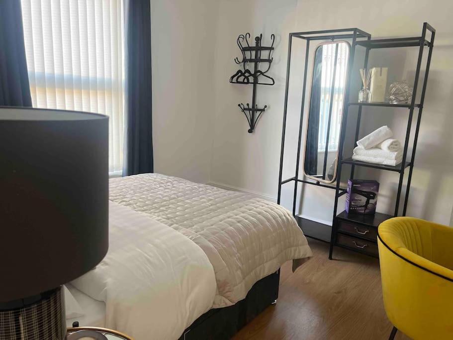 Anfield Home Sleeps 5 Close To Lfc Free Parking ลิเวอร์พูล ภายนอก รูปภาพ